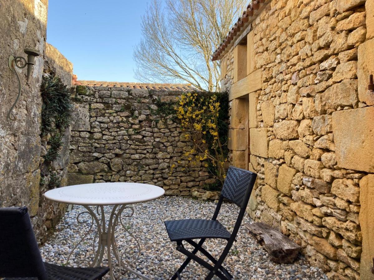 Les Roses Villa Barjou ภายนอก รูปภาพ